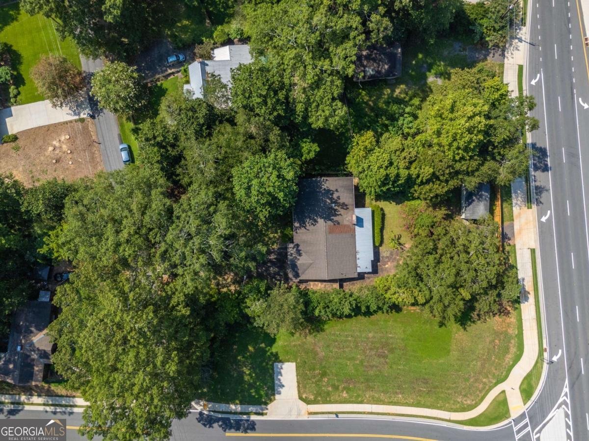 4559 Collins Avenue Acworth - 64