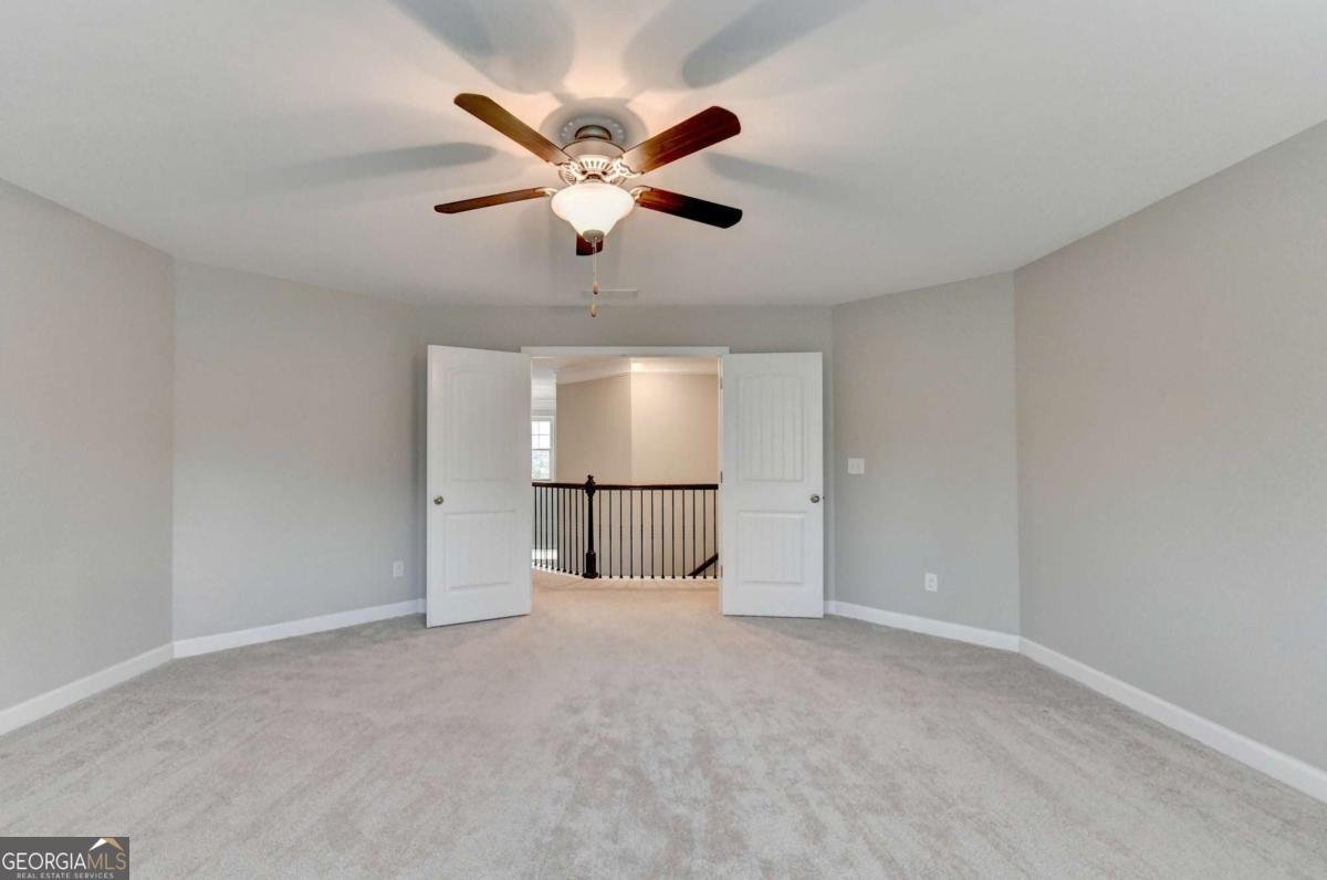 4815 EDGEMOORE Trace Cumming - 37