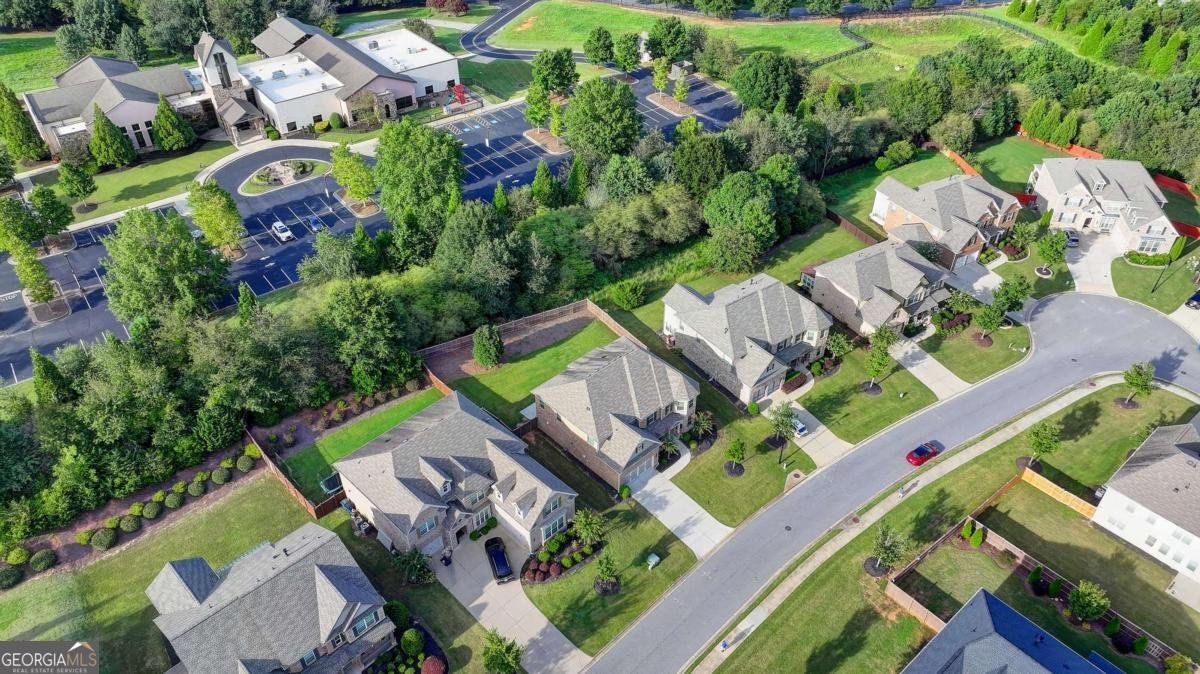 4815 EDGEMOORE Trace Cumming - 71