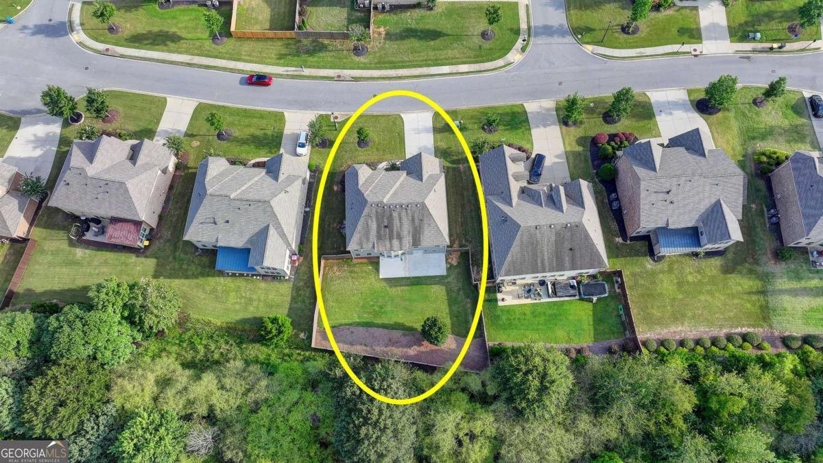 4815 EDGEMOORE Trace Cumming - 76