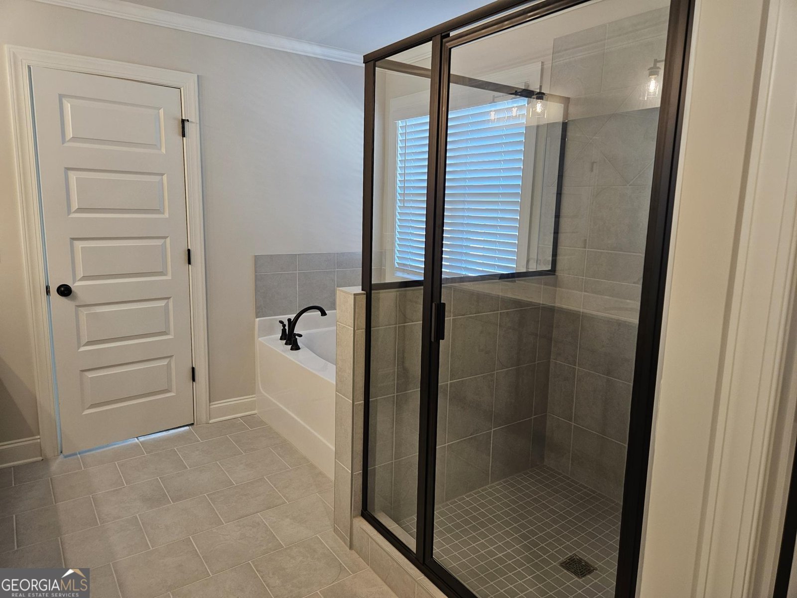 446 Banff Drive Winder - 13