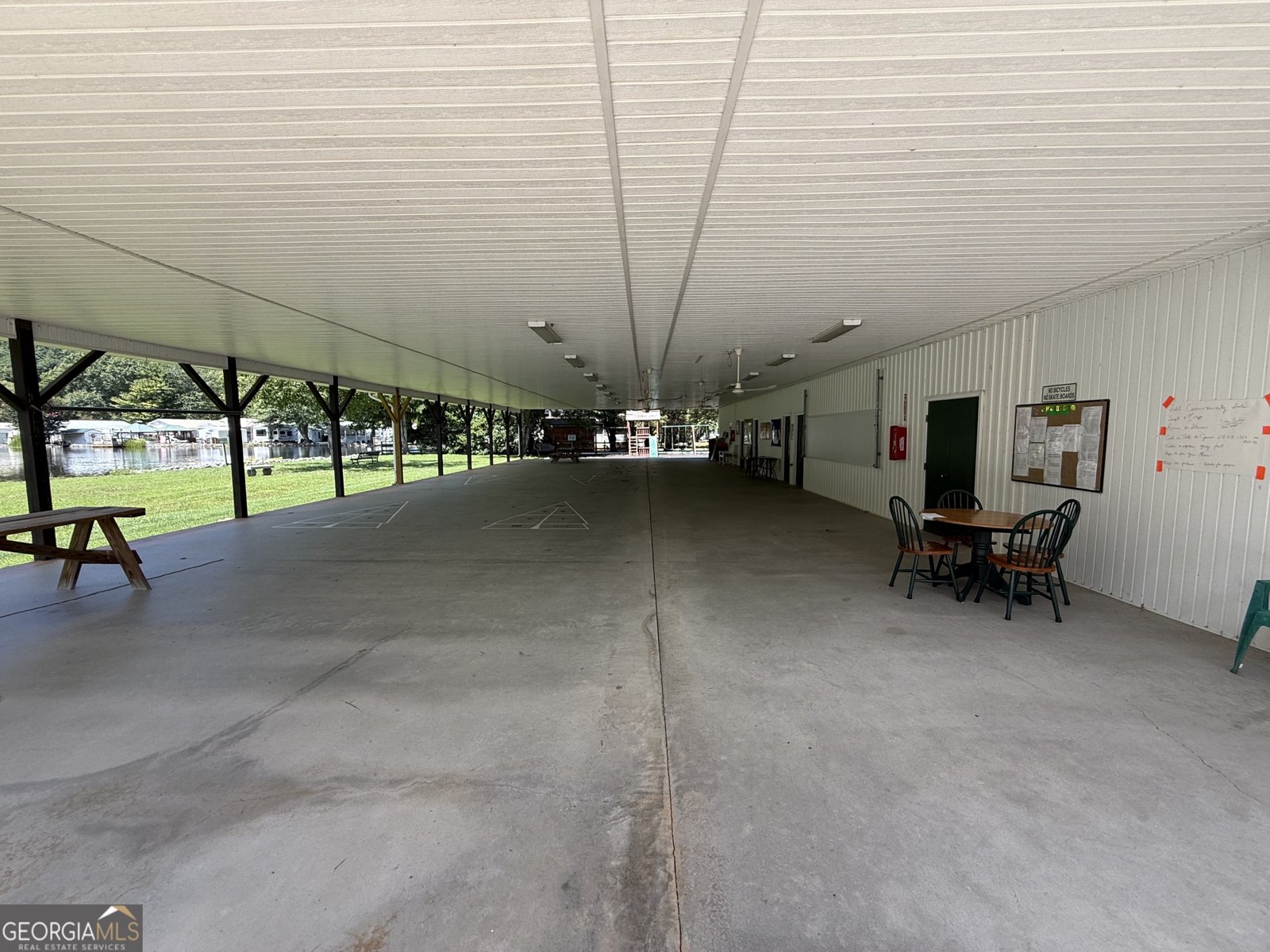 4225 Riverbank Run Hiawassee - 16