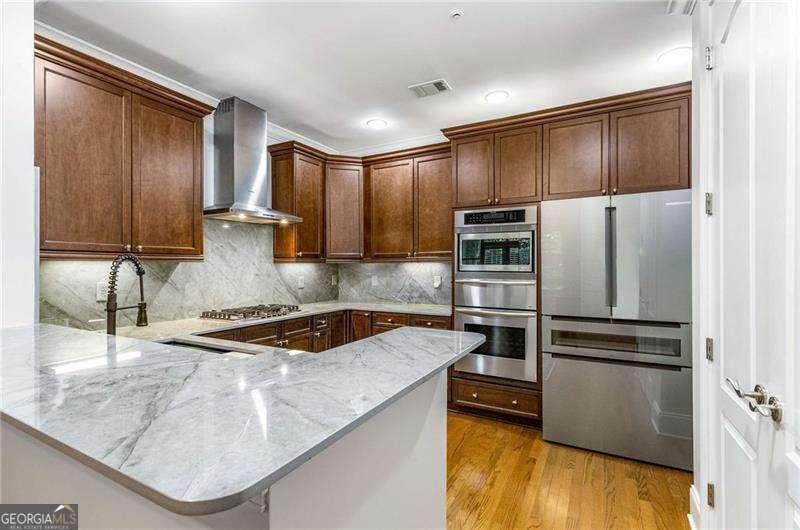 3280 STILLHOUSE Lane Atlanta - 21