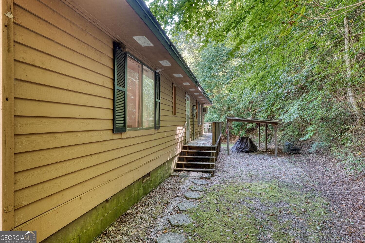 8088 Ivylog Gap Road Young Harris - 31