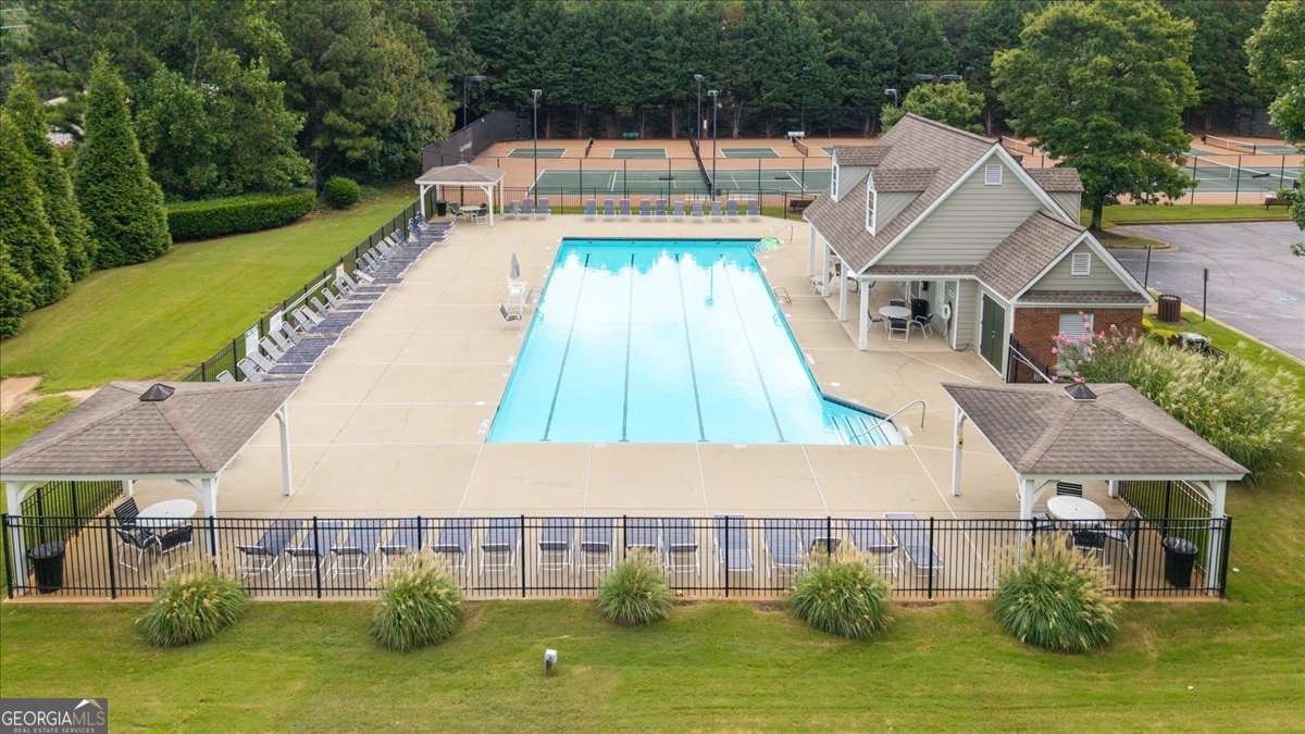 1585 Pinebreeze Drive Marietta - 1