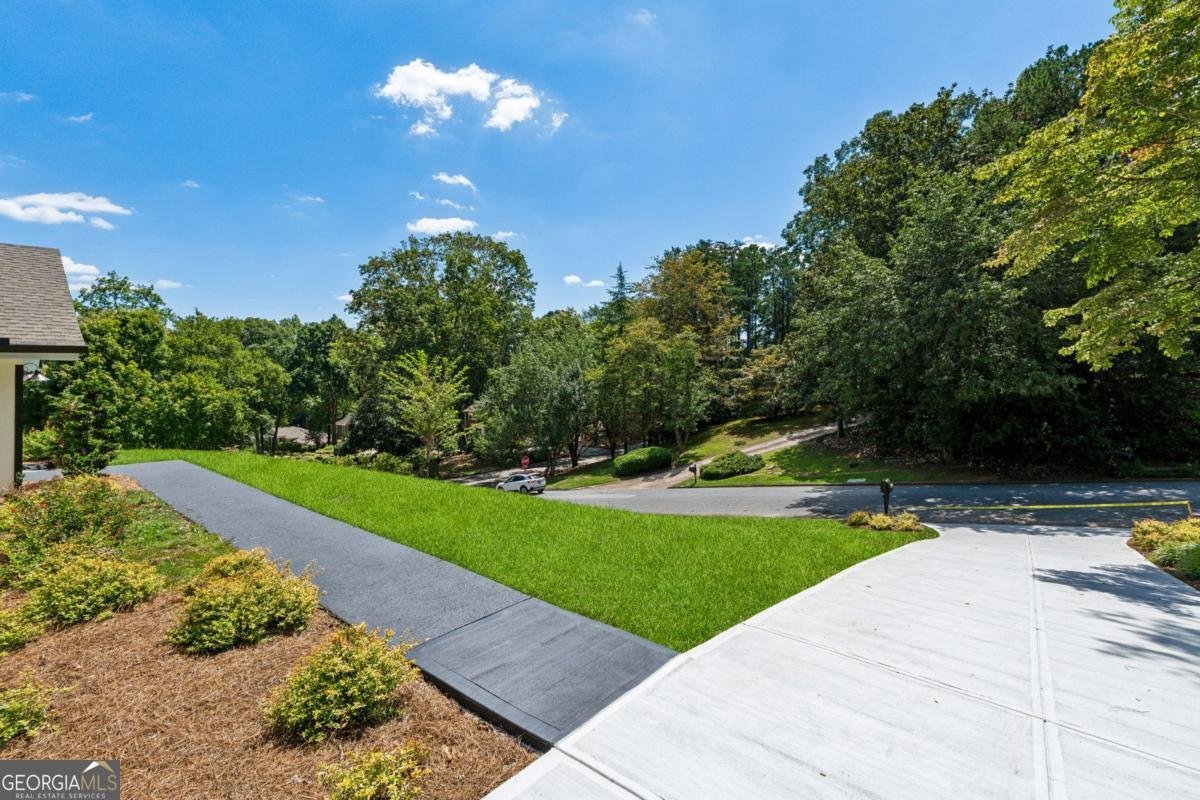 1365 Oakhaven Drive Roswell - 10