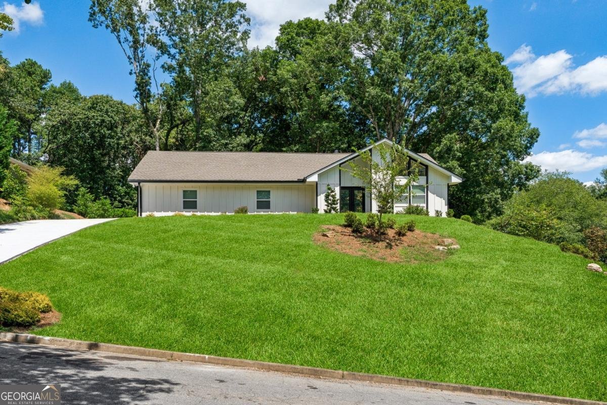 1365 Oakhaven Drive Roswell - 2