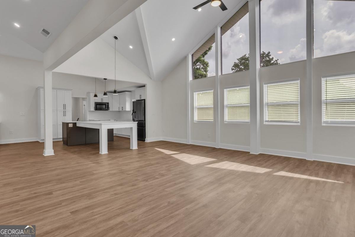 1365 Oakhaven Drive Roswell - 24