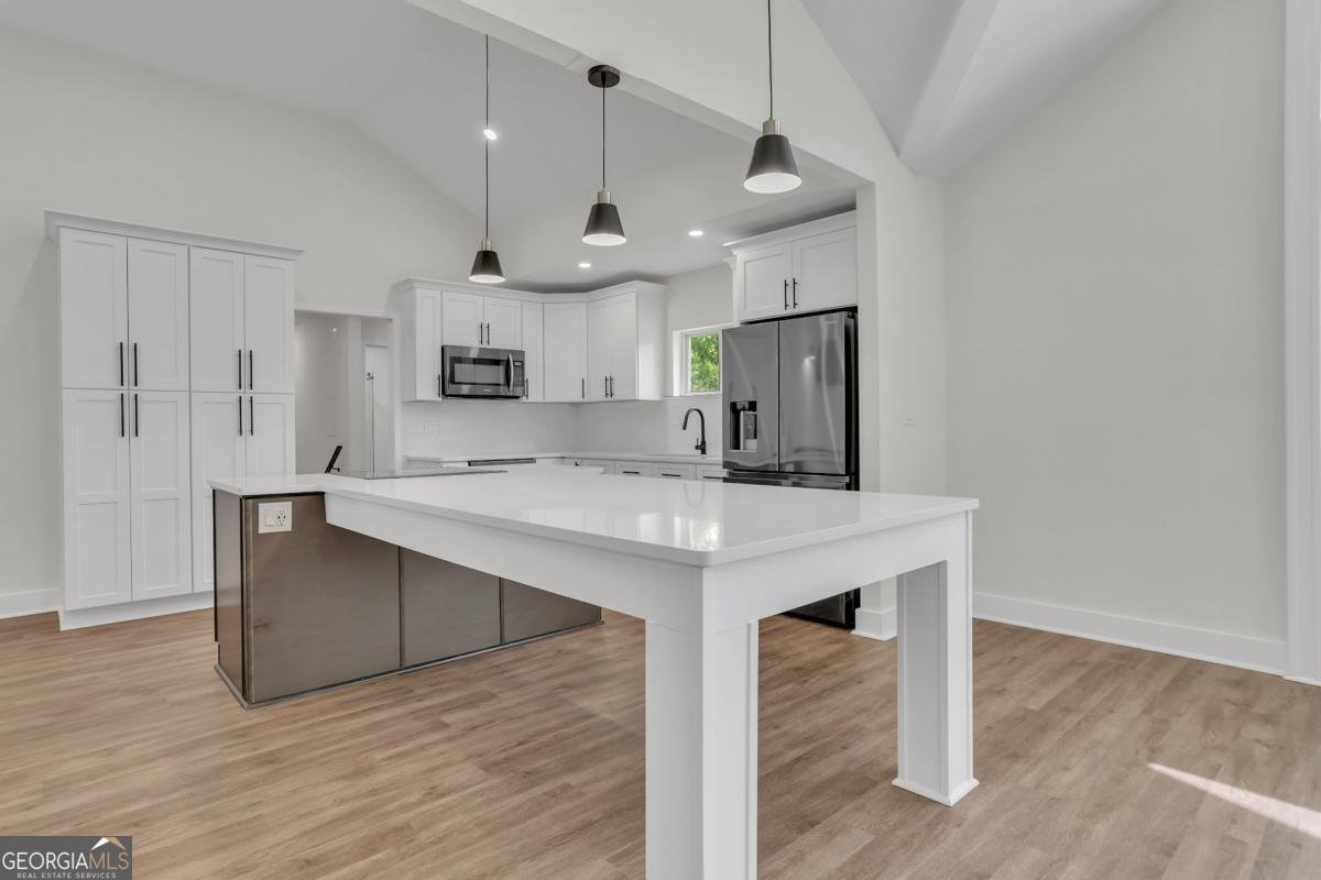 1365 Oakhaven Drive Roswell - 33