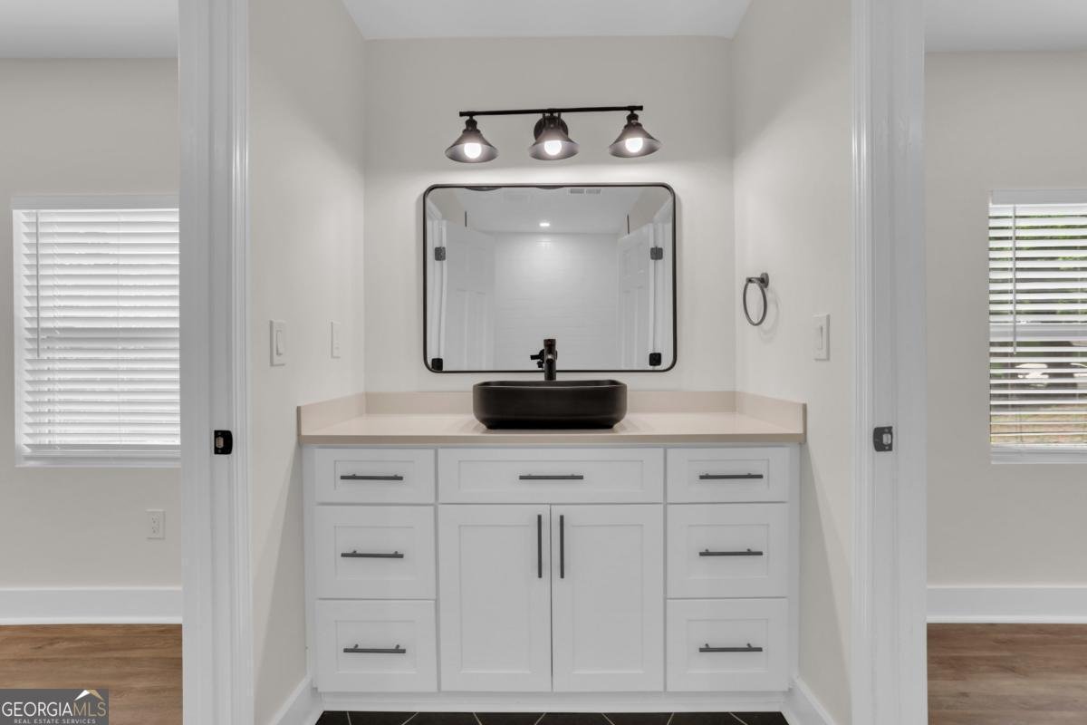 1365 Oakhaven Drive Roswell - 42