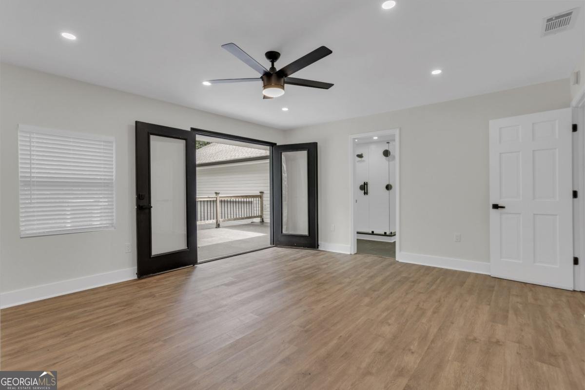 1365 Oakhaven Drive Roswell - 46