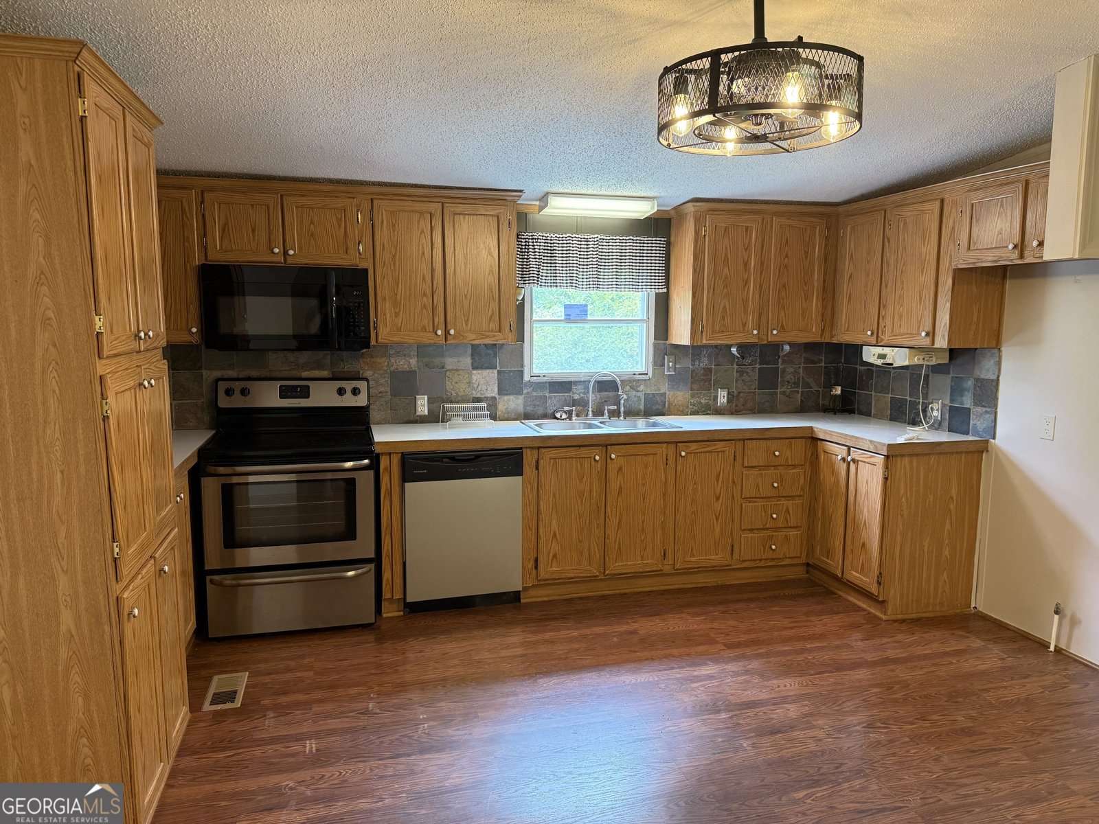 26 Flycatcher Drive Trenton - 12