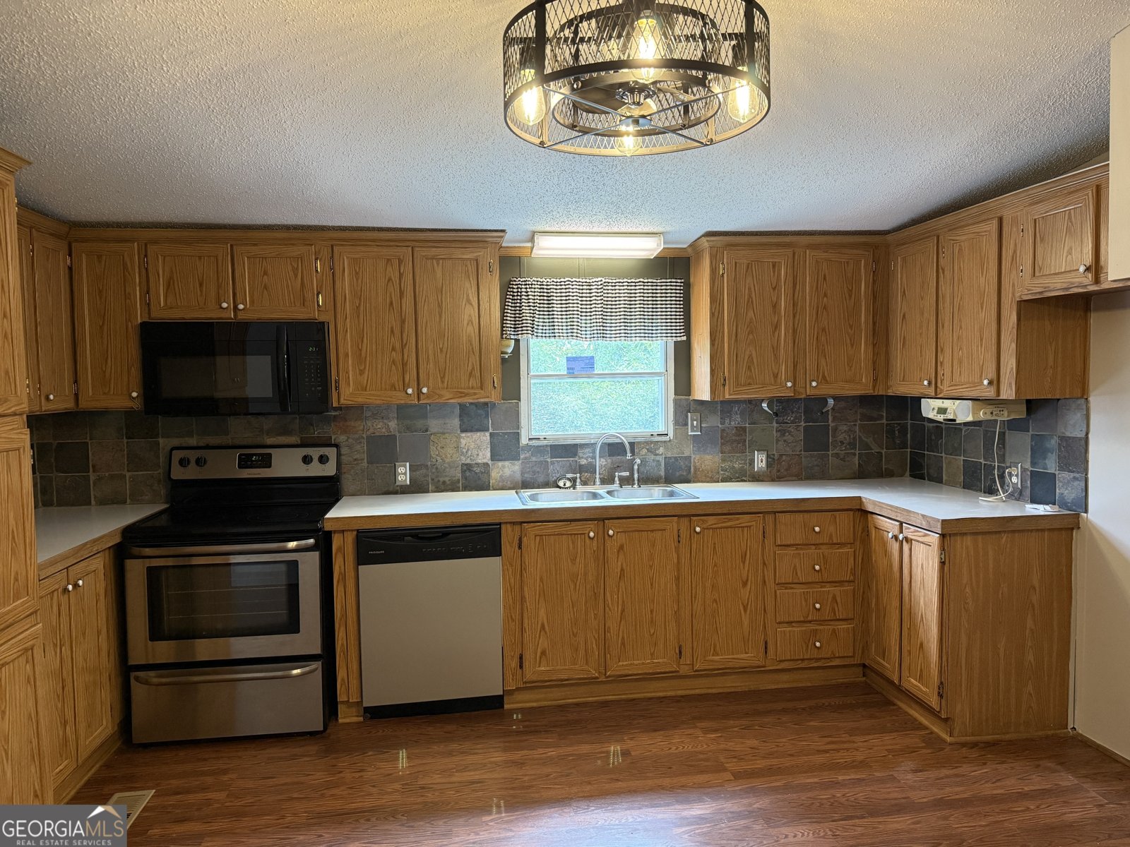 26 Flycatcher Drive Trenton - 27