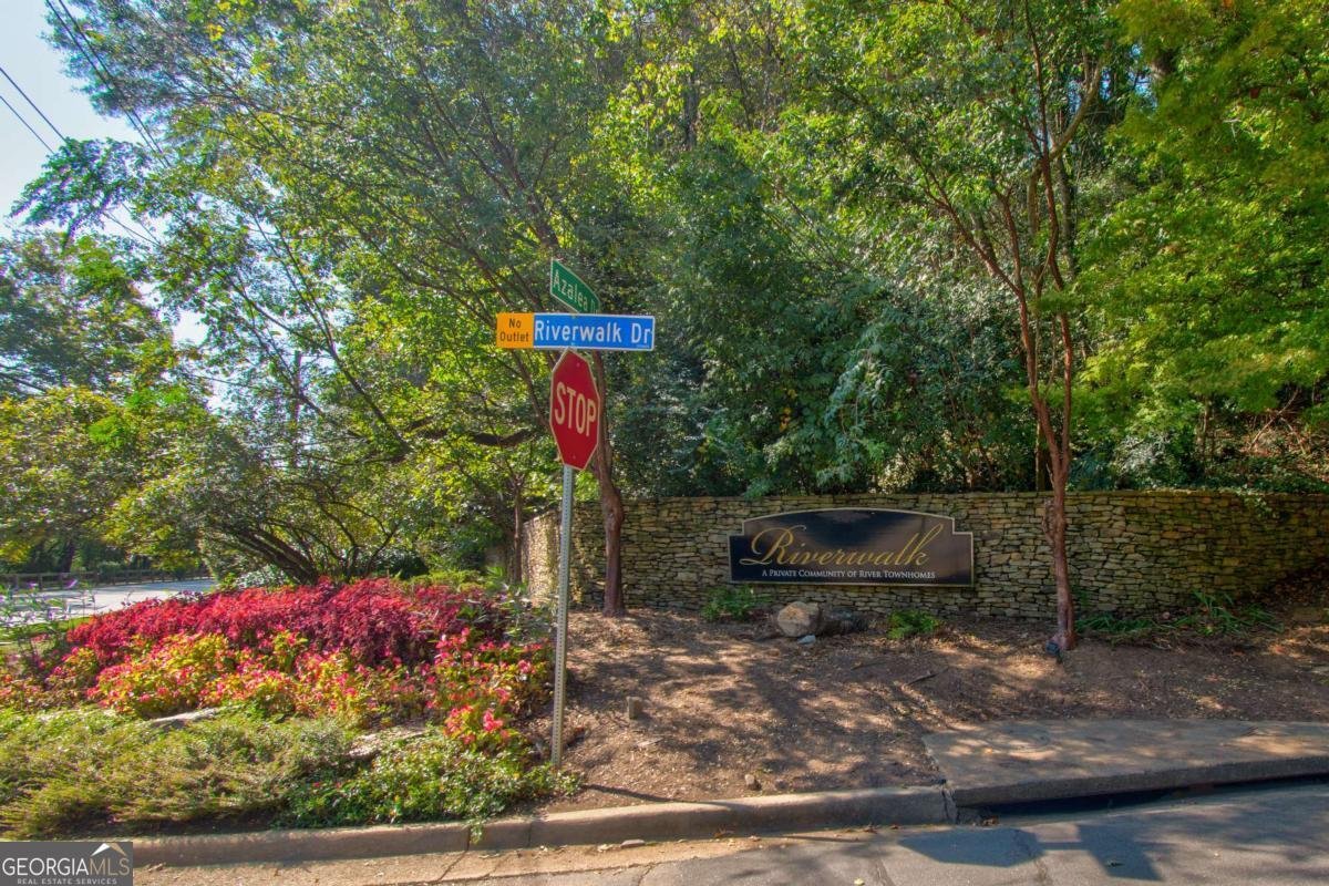 171 Riverview Trail Roswell - 16