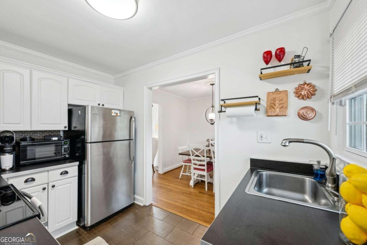 698 Windsor Terrace Avondale Estates - 13