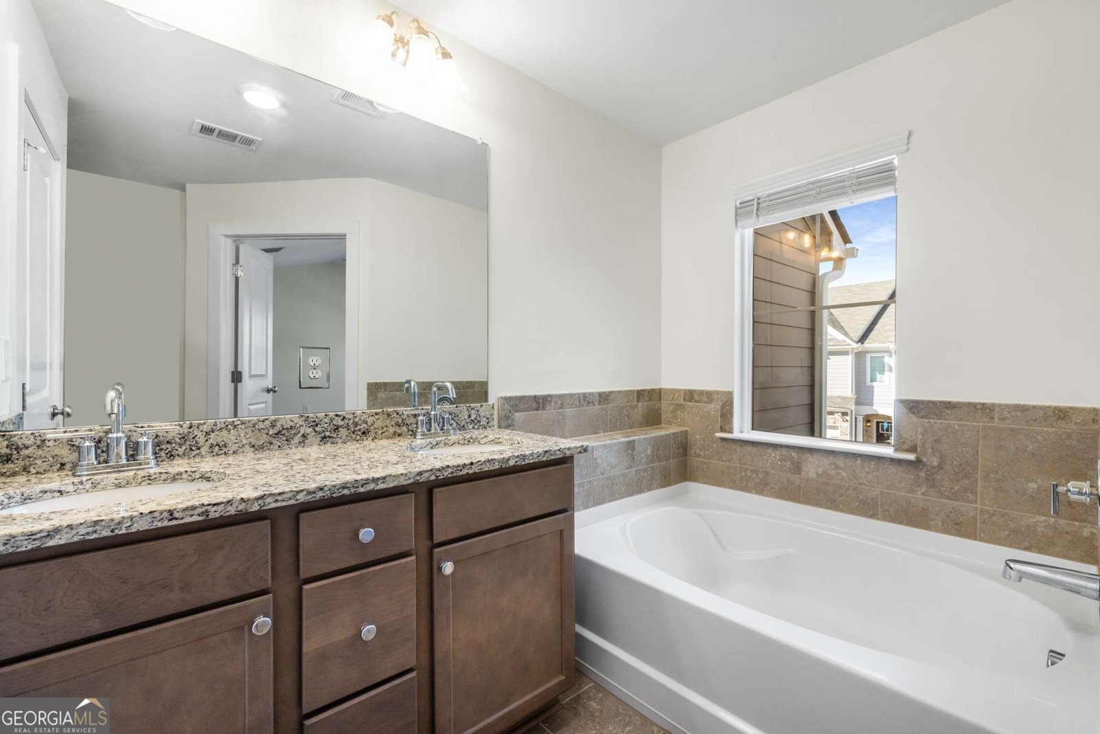 7673 Squire Court Fairburn - 15