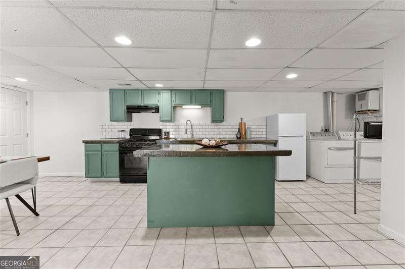 1741 LANIER SPRING Drive Gainesville - 40