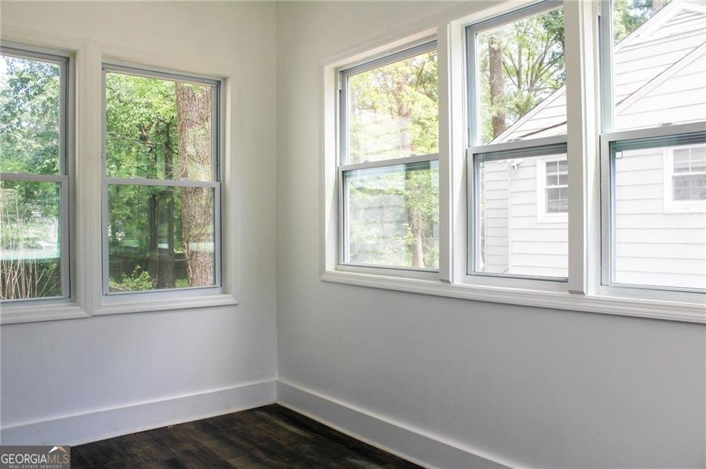 1285 Avon Avenue Atlanta - 4