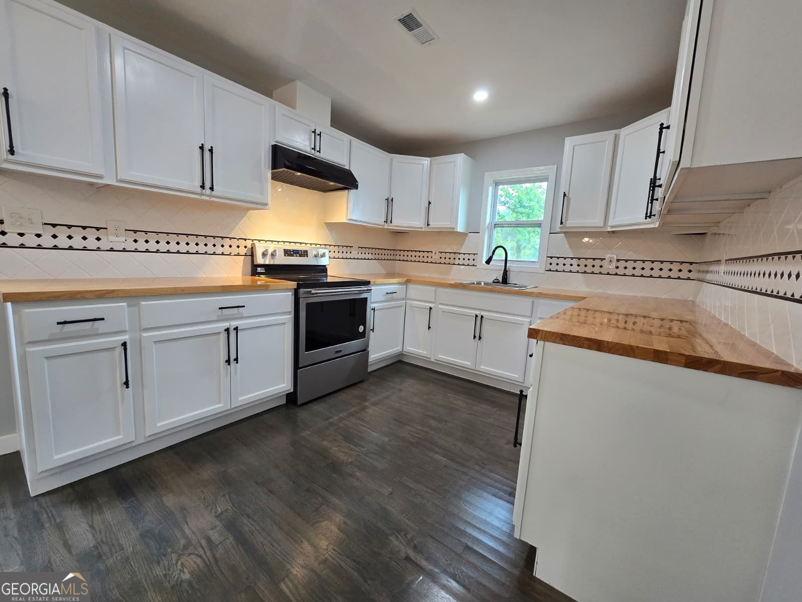 766 Longleaf Drive Forest Park - 7