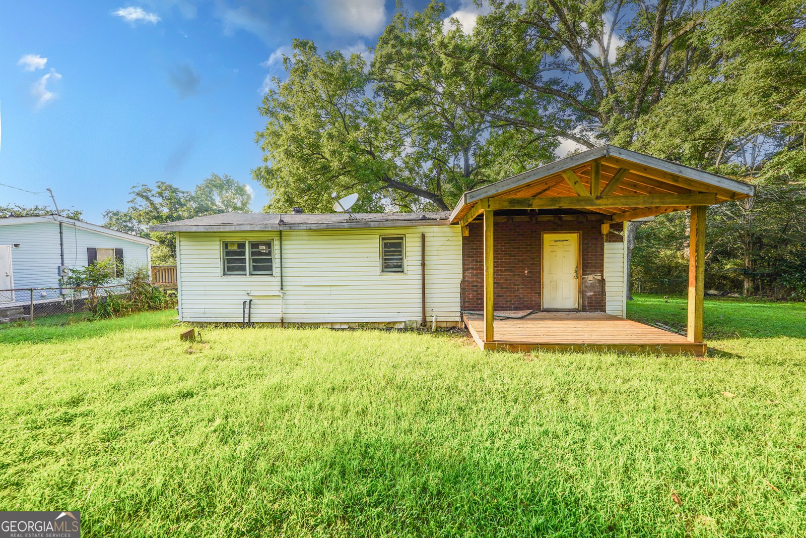 85 M L King Jr Circle Zebulon - 1