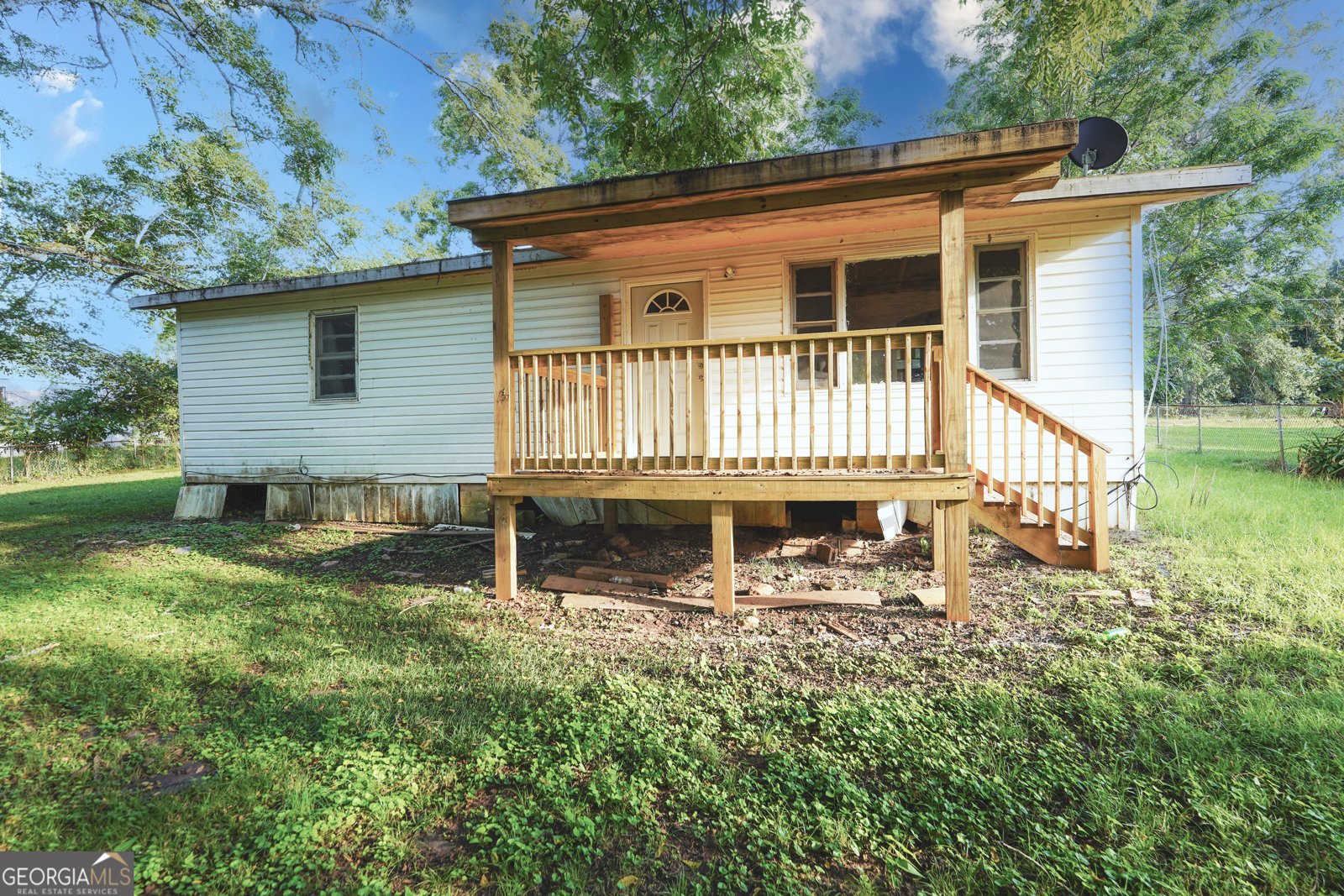 85 M L King Jr Circle Zebulon - 2