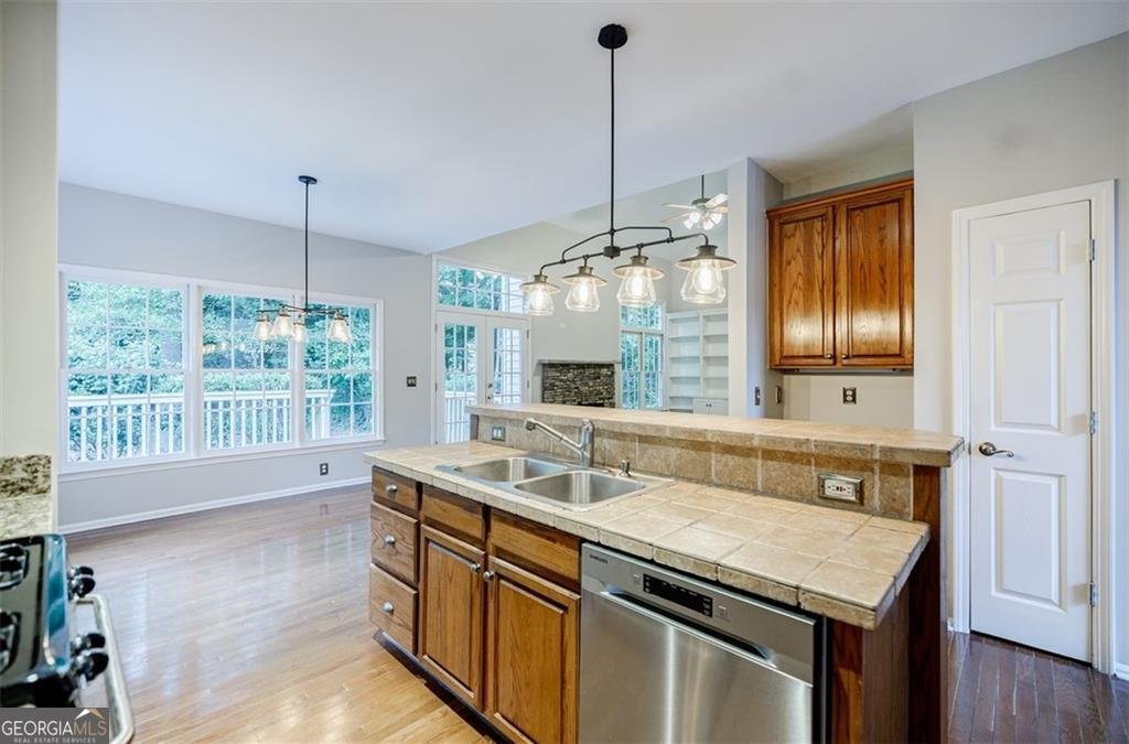 4573 Village Springs Place Dunwoody - 13