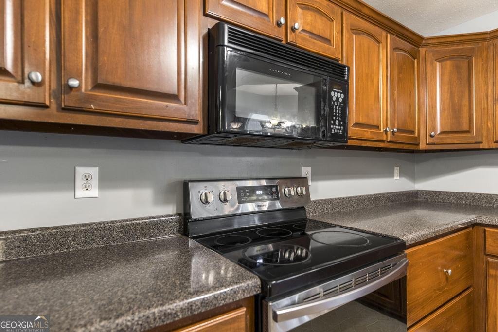 661 Aarons Circle Gray - 12