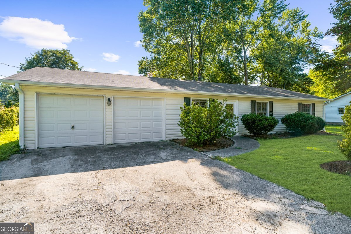 1874 North Road Snellville - 1