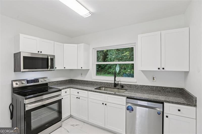 2224 Rosewood Road Decatur - 11