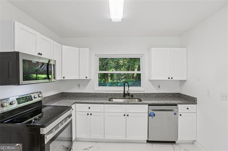 2224 Rosewood Road Decatur - 12
