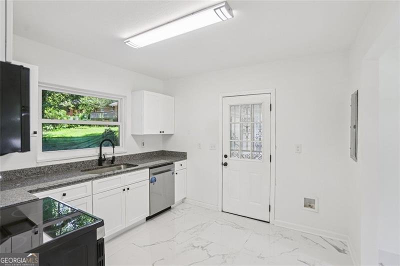 2224 Rosewood Road Decatur - 14