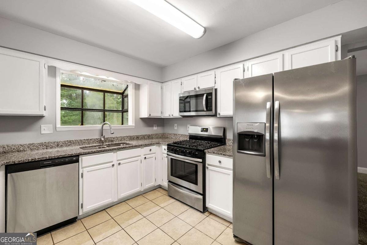 11125 Pinehigh Drive Alpharetta - 4