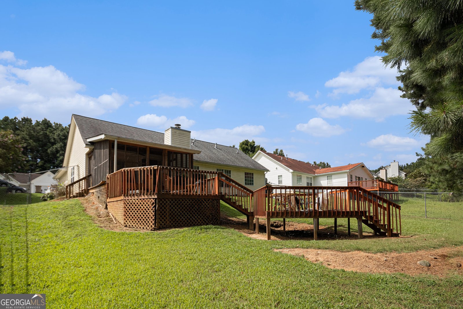 1652 Thorn Ridge Trail Hampton - 27