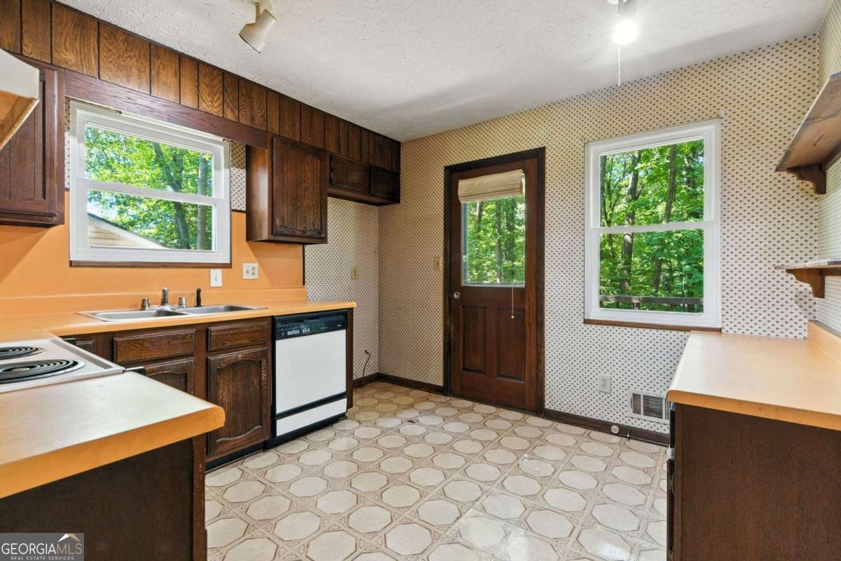 1524 Corbin Place Marietta - 10
