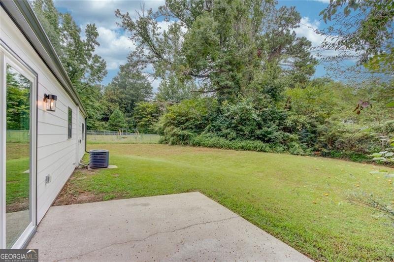 5266 LONG GREEN Stone Mountain - 12