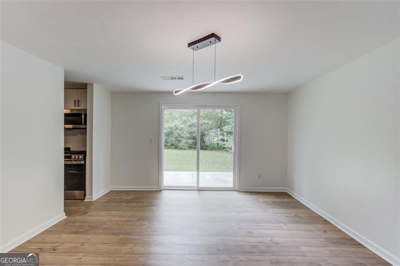 5266 LONG GREEN Stone Mountain - 17