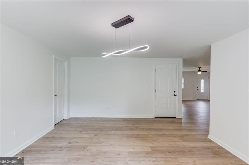 5266 LONG GREEN Stone Mountain - 18
