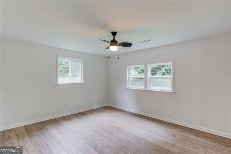 5266 LONG GREEN Stone Mountain - 23