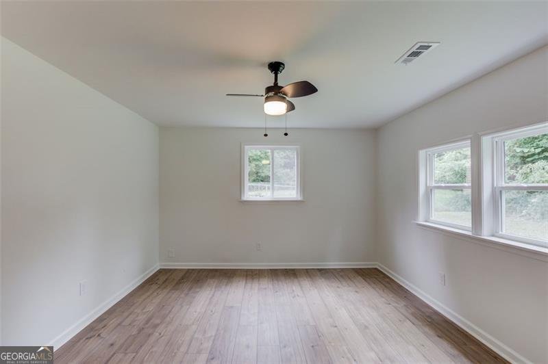 5266 LONG GREEN Stone Mountain - 24