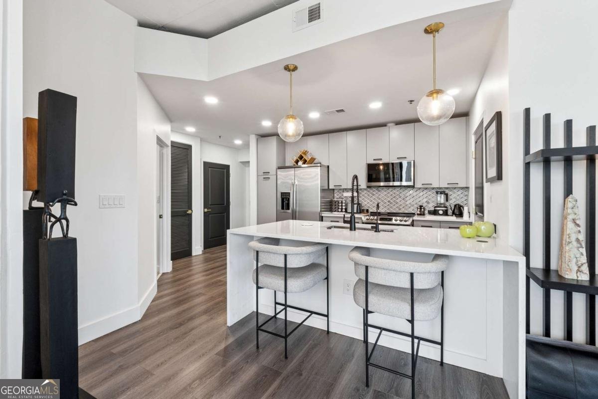3324 Peachtree Road Atlanta - 8