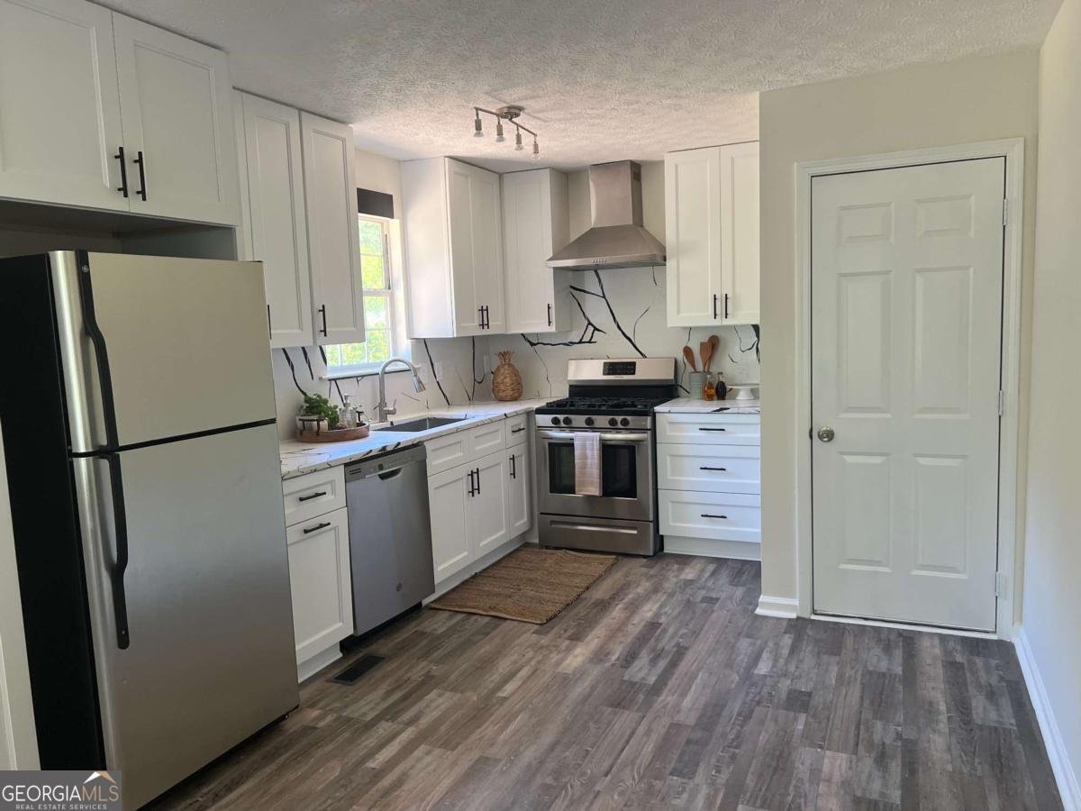 246 Hudson Circle Douglasville - 16