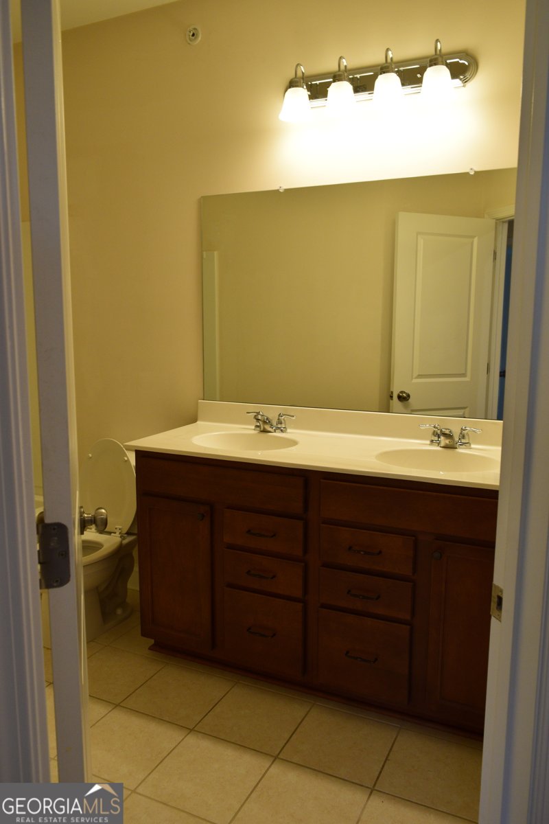 414 Delancy Drive Woodstock - 30