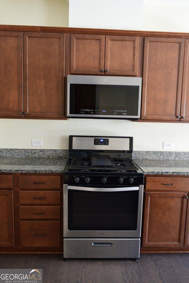 414 Delancy Drive Woodstock - 42