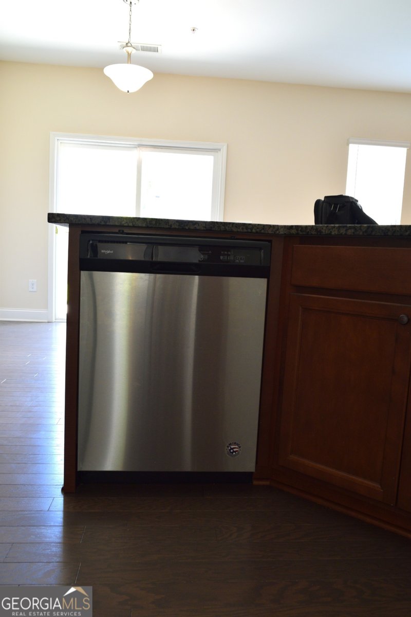 414 Delancy Drive Woodstock - 43