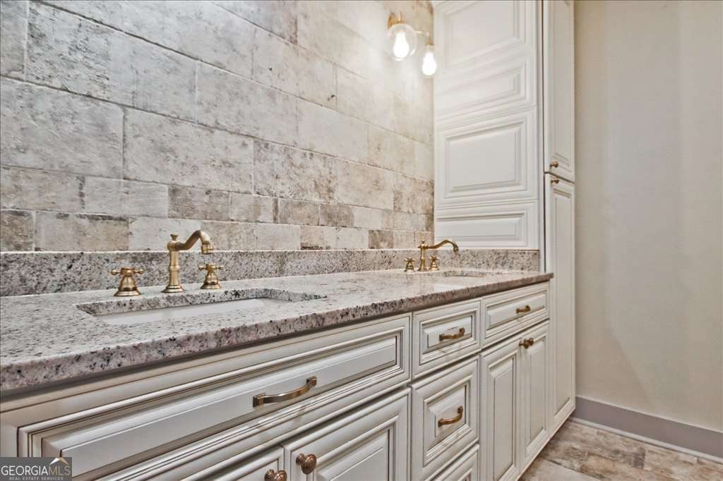 1247 Lucile Avenue Atlanta - 24