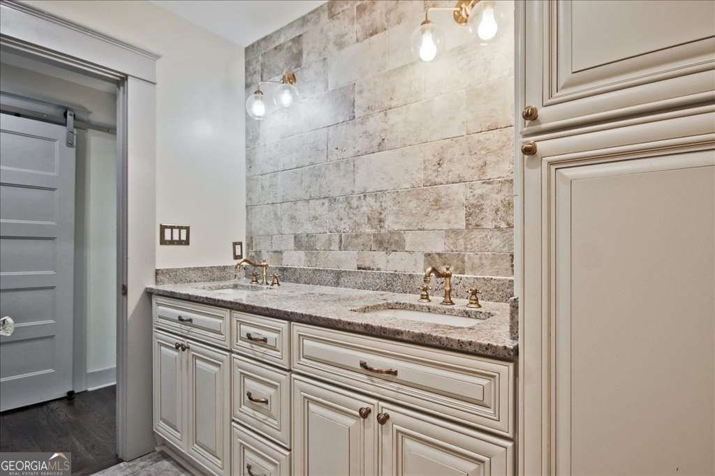 1247 Lucile Avenue Atlanta - 26