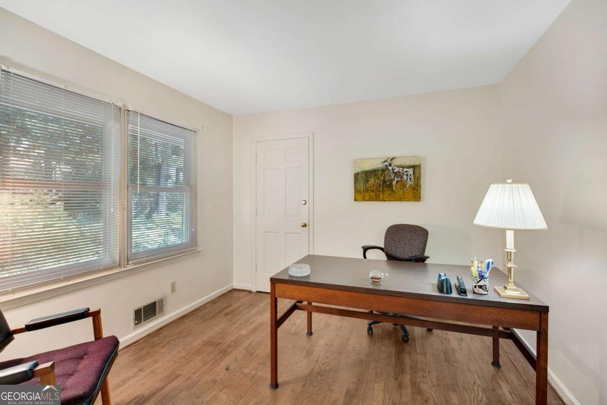 5098 Vernon Springs Drive Dunwoody - 34