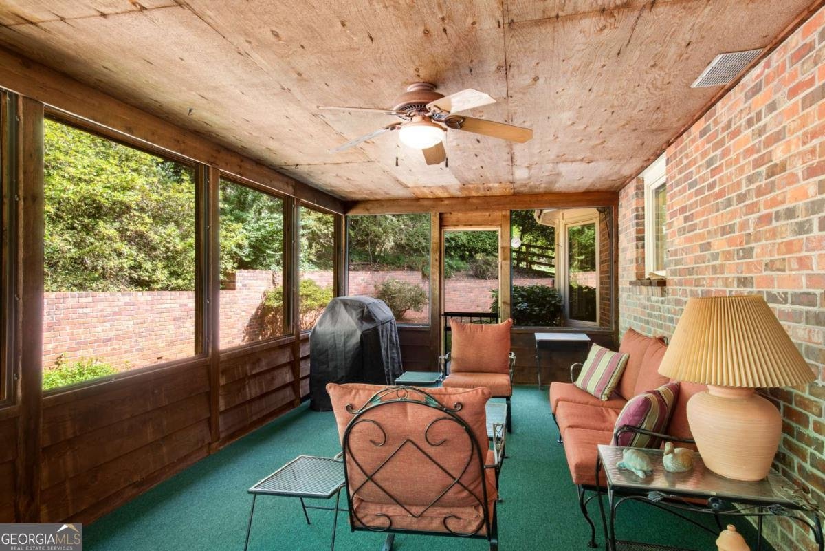 5098 Vernon Springs Drive Dunwoody - 38