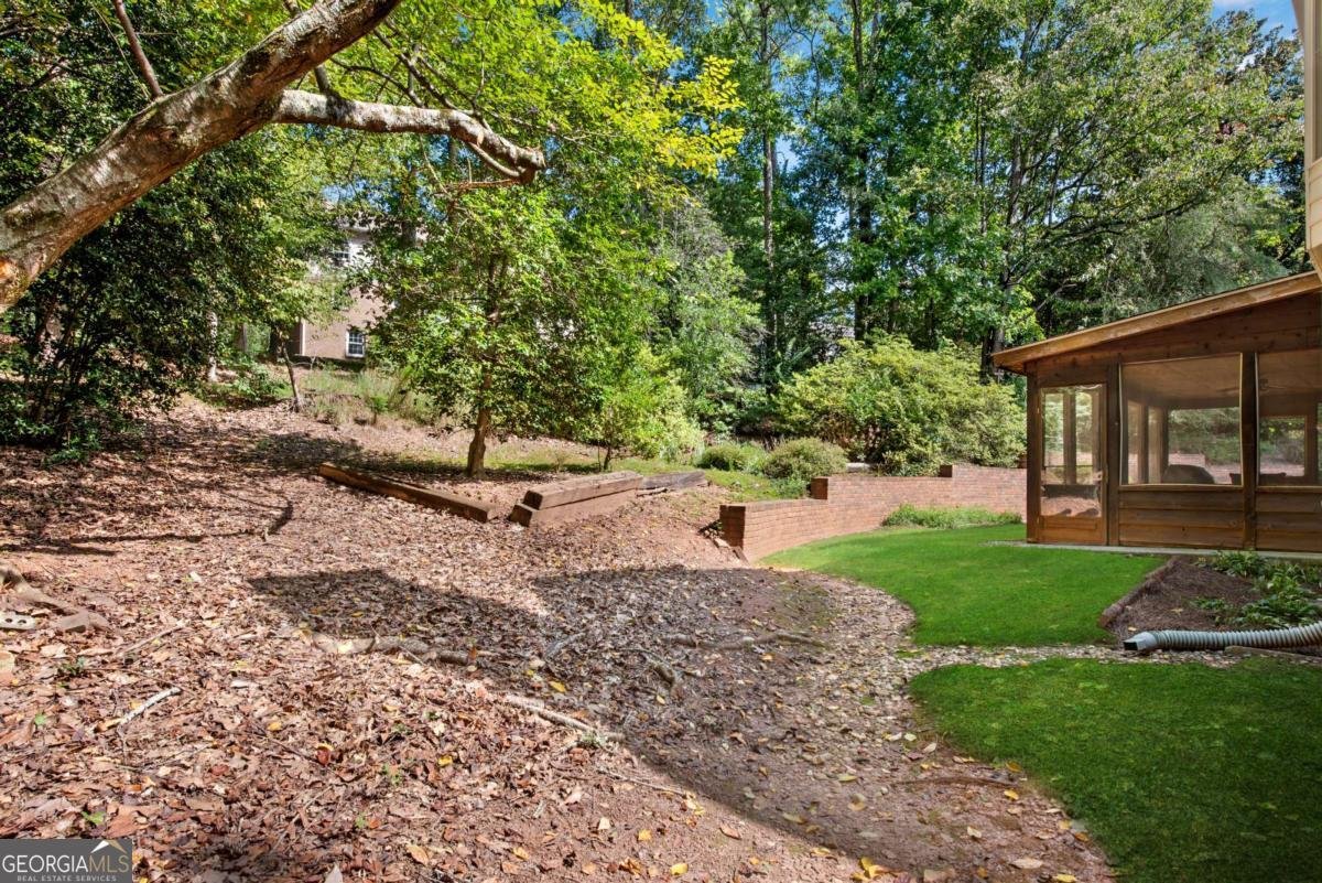 5098 Vernon Springs Drive Dunwoody - 40