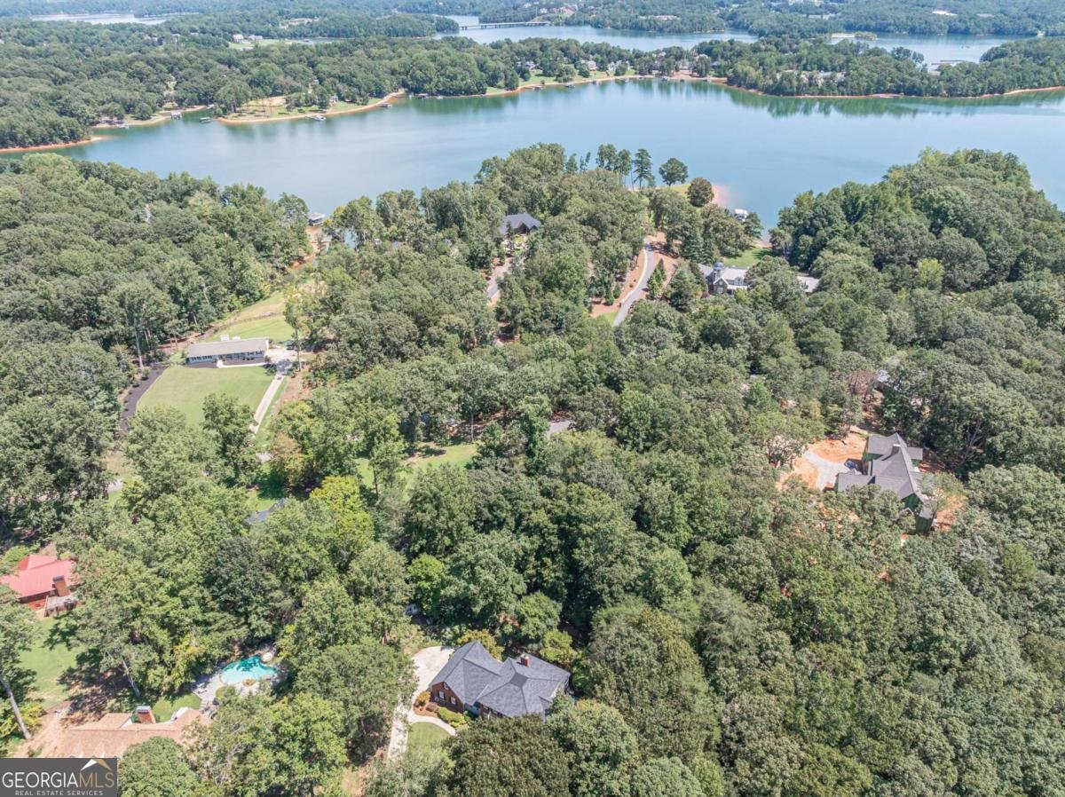 1167 Lake Drive Gainesville - 38